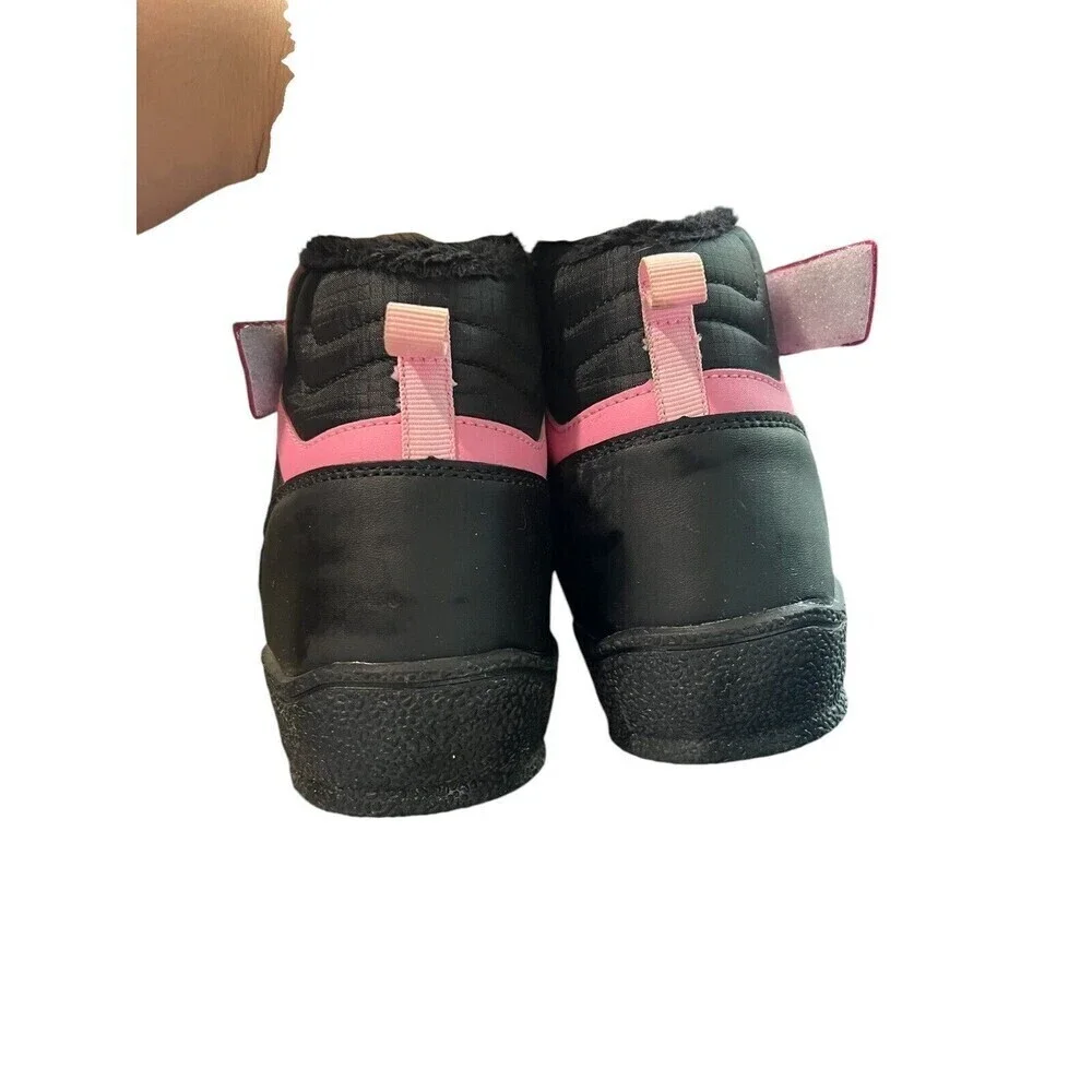 Girl's Quick Shark Pink Black Snow Boot Work Boot Black Big Kid Sz Eu 33 US 1.5